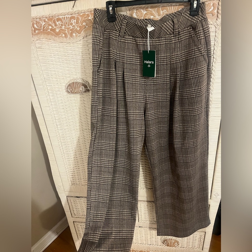HALARA size L brown and gray plaid pleated wide leg work pants. NEW WITH TAGS